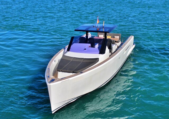 Fjord 40 Open Celebrate