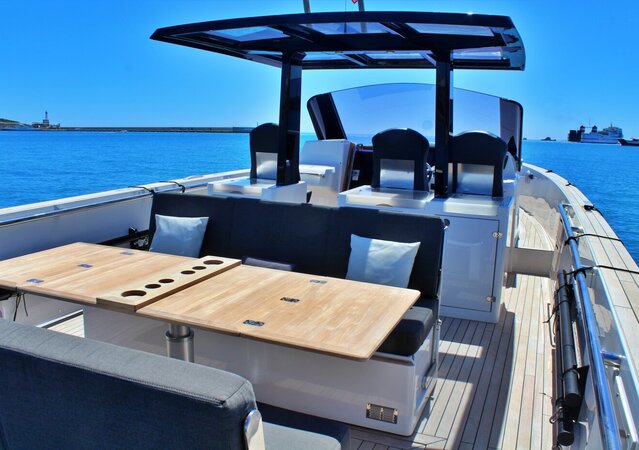 Fjord 40 Open Celebrate