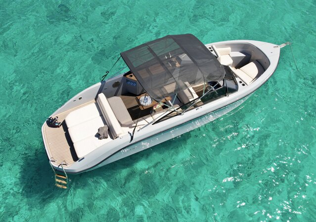Rent Rand Supreme 27 Just Flow in Ibiza