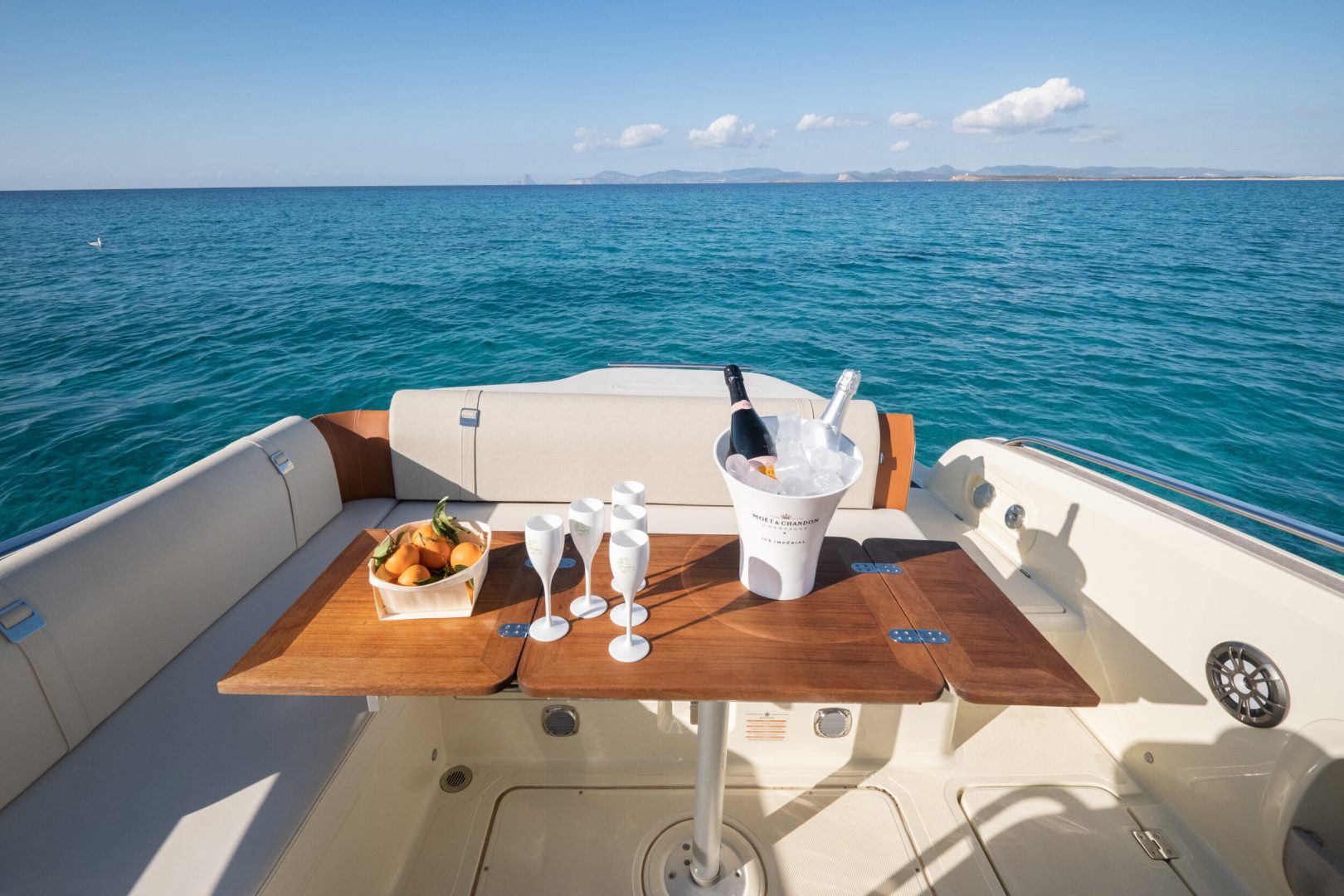 Invictus 280GT