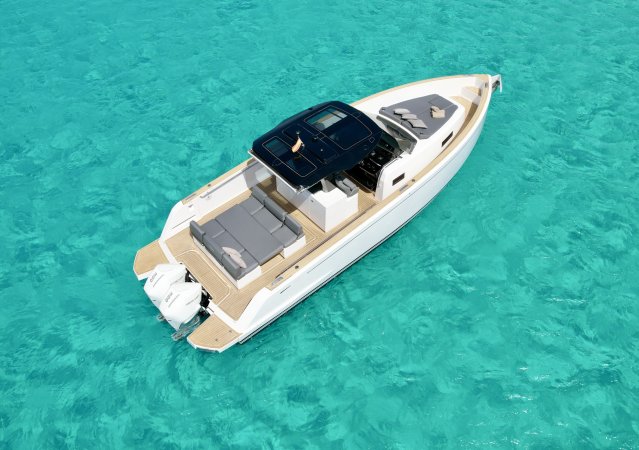Pardo Yachts 38 Just Calm