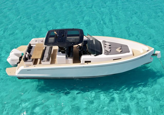 Pardo Yachts 38 Just Calm