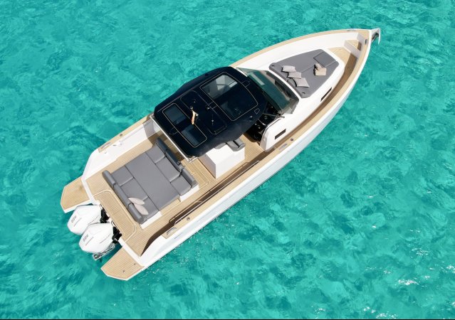 Pardo Yachts 38 Just Calm