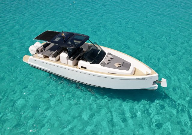 Pardo Yachts 38 Just Calm