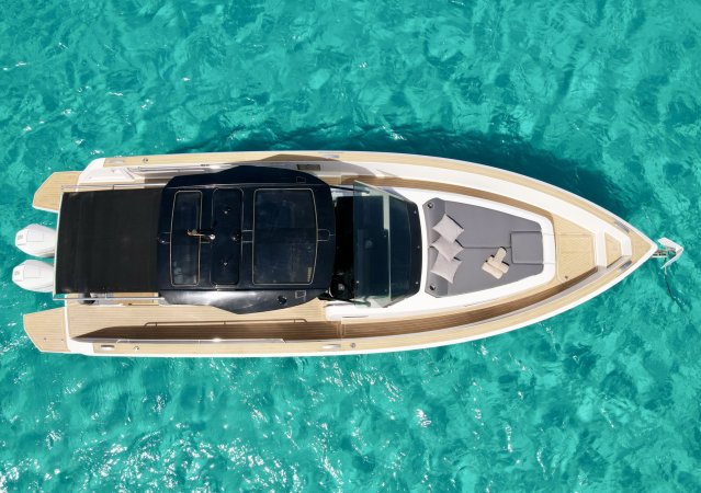 Pardo Yachts 38 Just Calm