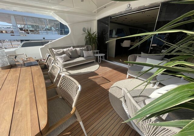 Mangusta 130 10