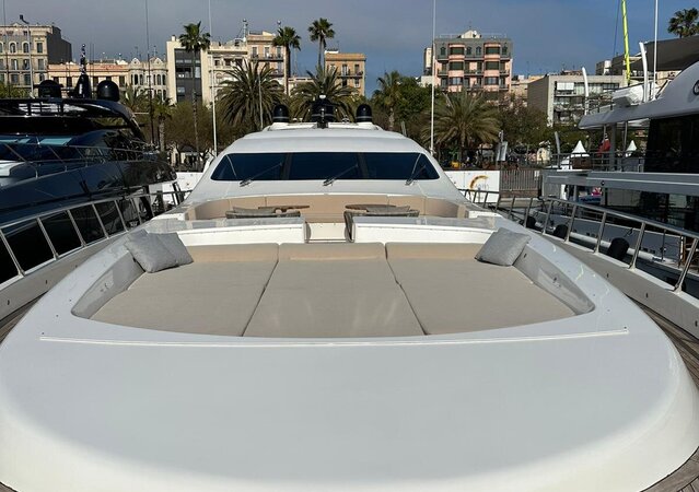 Mangusta 130 15