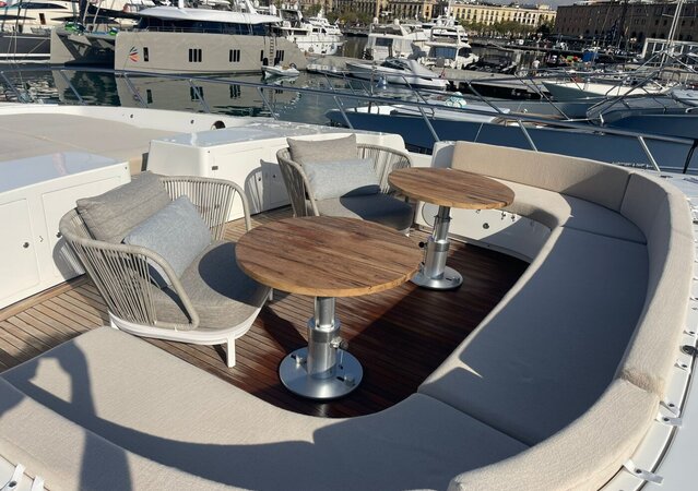 Mangusta 130 8