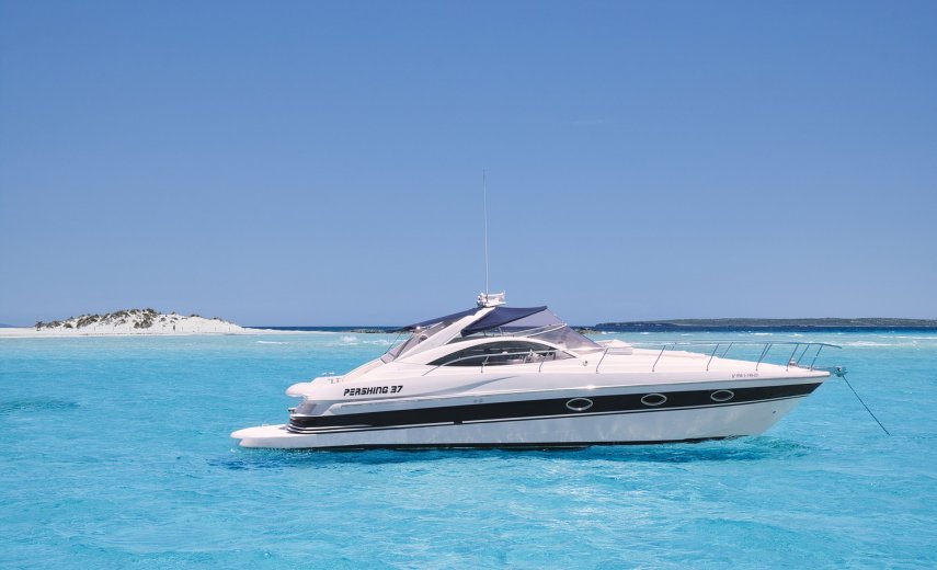 Pershing 37 open Mistral