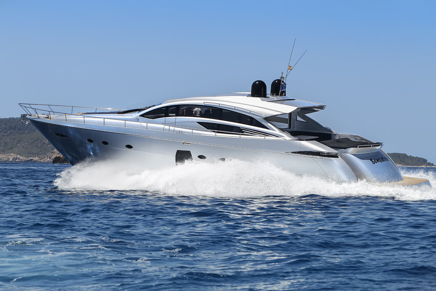Pershing 72 - La Brise Charter Ibiza