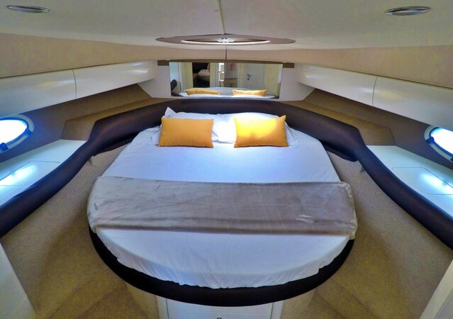 Princess V42