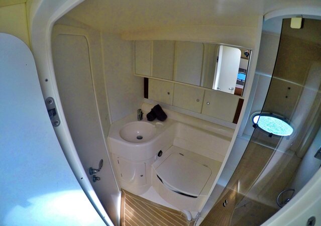 Princess V42