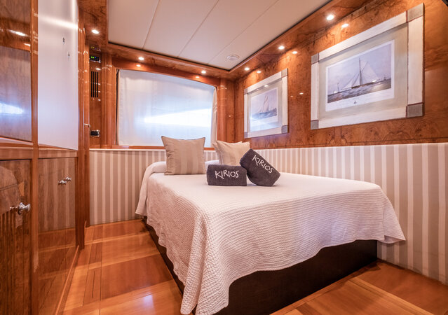 Astondoa 102 GLX 22