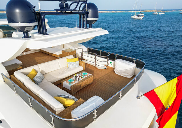 Astondoa 102 GLX 8