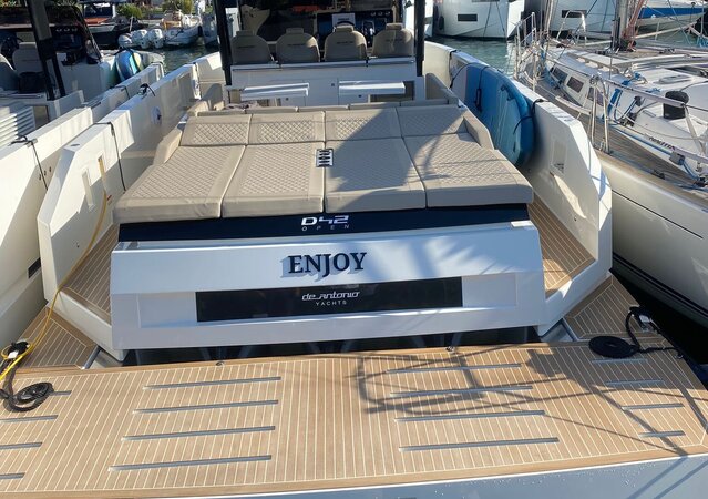 De Antonio D42 Enjoy