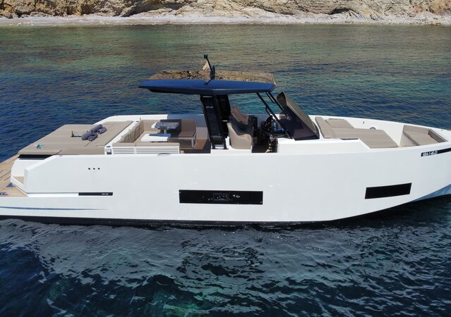 Rent De Antonio D42 Enjoy in Ibiza