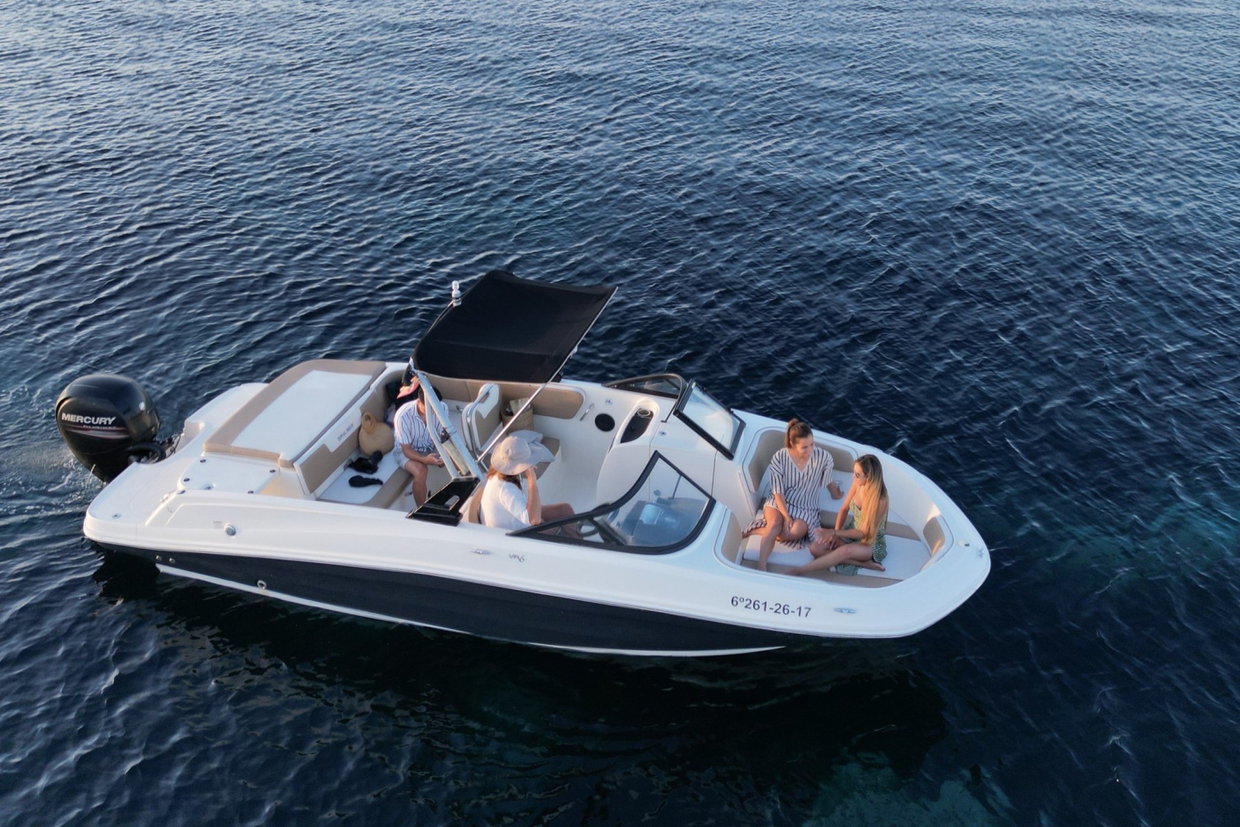 Bayliner VR6