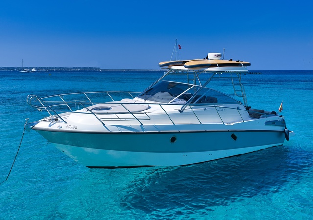 Rent Cranchi Zaffiro 32 in Ibiza