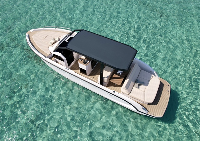 Rand Archipélago 32 Just Amazing