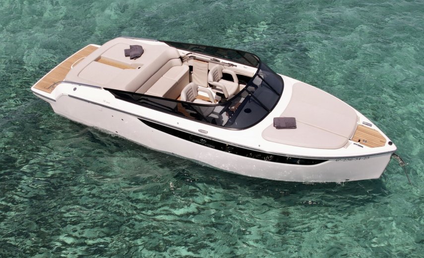 Cranchi E26 Classic Fun der Hagen | IbizaBoatMe