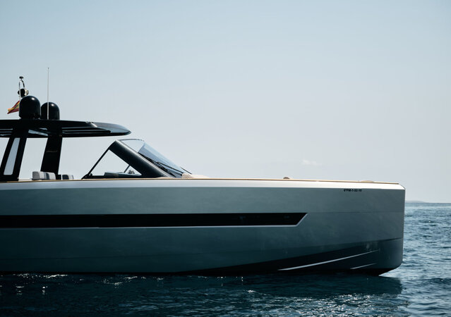 Fjord 52 LOLO III
