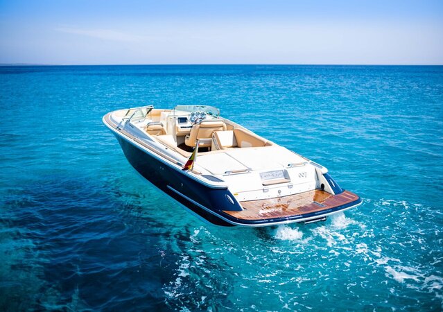 Chris Craft 28