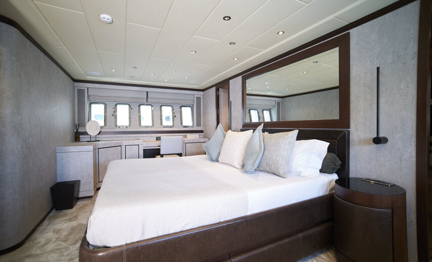 Mangusta 92 Five Stars 7