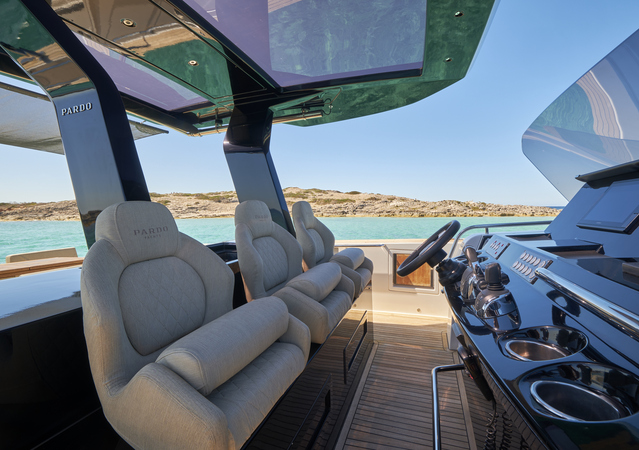 Pardo Yachts 43 10