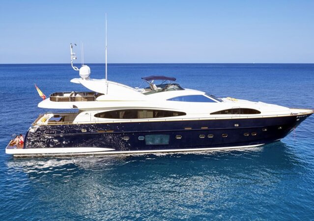 Rent Astondoa 102 GLX in Ibiza