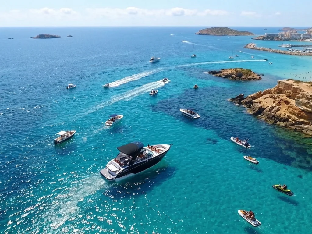 Ce que l'on ressent vraiment lors d'une journée en bateau privé à Ibiza : L'évasion ultime