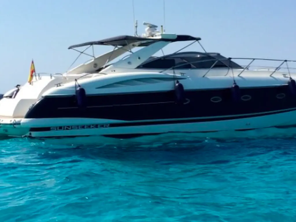 5 tips for traveling by boat safely