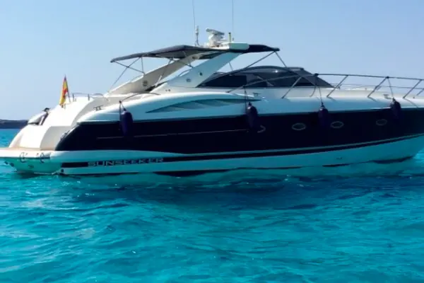 5 tips for traveling by boat safely