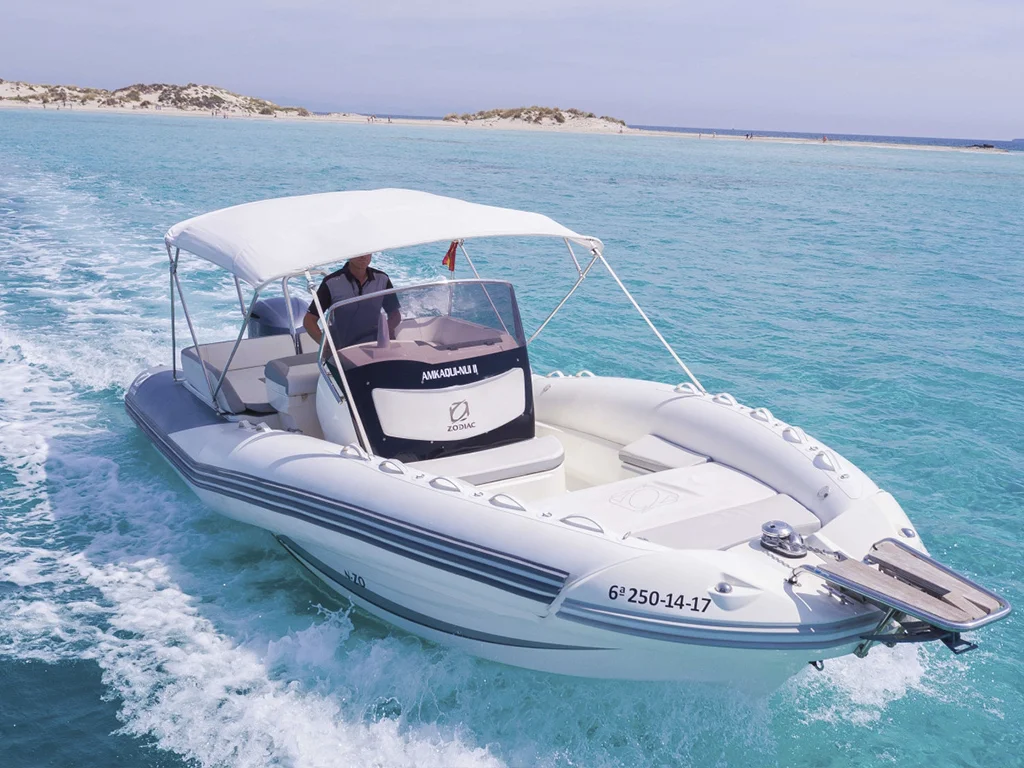 Discover the Zodiac N-ZO 760 Just Great: The Perfect Boat for Exploring Ibiza and Formentera