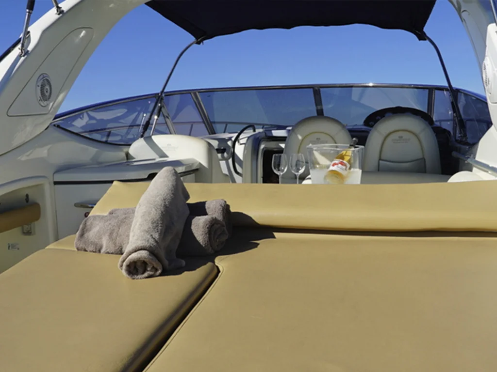 Discover Luxury and Freedom: 5 Reasons Why Renting a Yacht is the Best Option for Your Vacation in Ibiza and Formentera