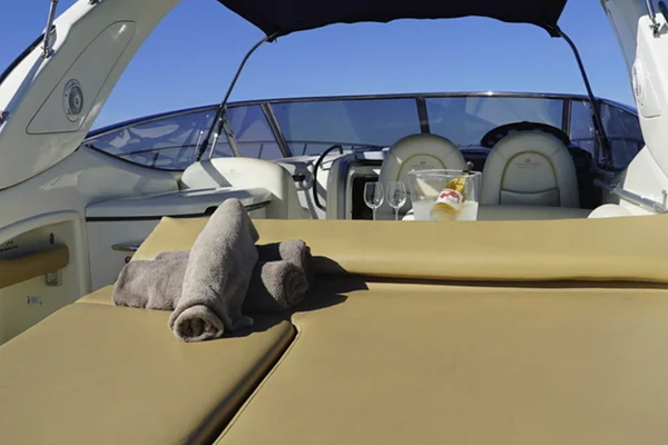 Discover Luxury and Freedom: 5 Reasons Why Renting a Yacht is the Best Option for Your Vacation in Ibiza and Formentera