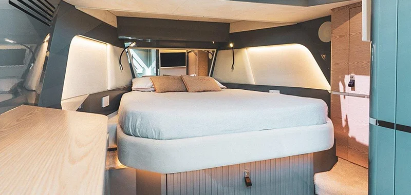 Bellini Astor 36 “Just Shine” Interior