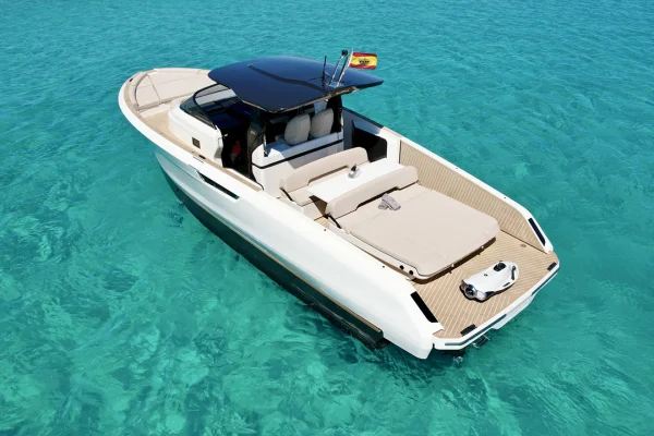 Bellini Astor 36 “Just Shine”: Italian Design and a Premium Mediterranean Experience