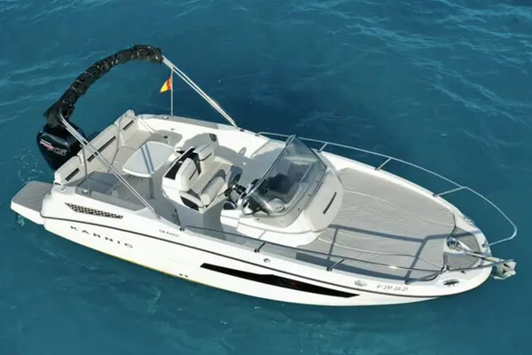 Discovering Elegance at Sea: Karnic SL 602 Mareri