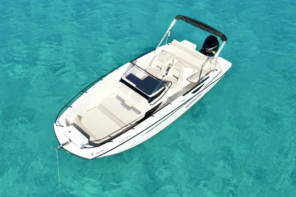Quicksilver 805 Open “Just Smile”: Freedom and Fun in the Mediterranean